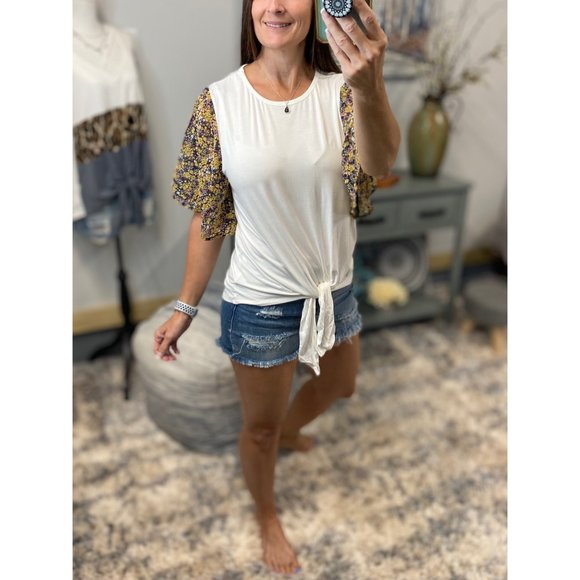 Tops - ❤️‍🔥NEW Floral Short Flutter Sleeve Round Neck Self Tie Bottom Top Yellow 4120